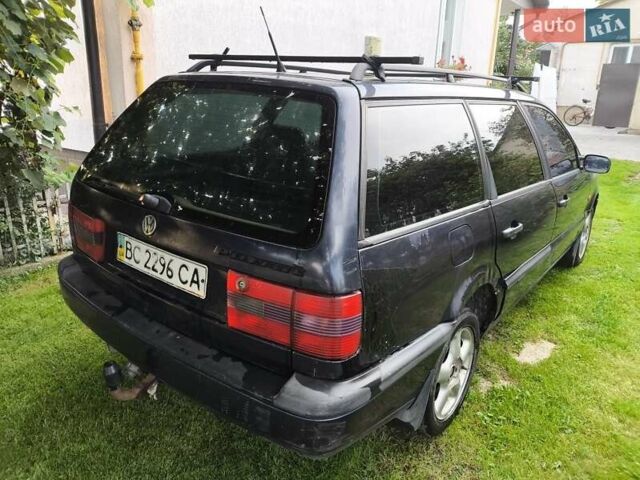 Синий Фольксваген Пассат, объемом двигателя 2 л и пробегом 570 тыс. км за 1700 $, фото 6 на Automoto.ua