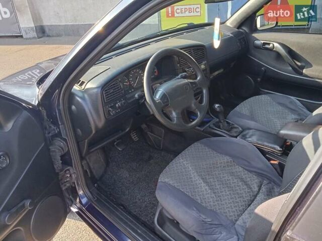 Синій Фольксваген Пассат, об'ємом двигуна 1.8 л та пробігом 497 тис. км за 2200 $, фото 3 на Automoto.ua