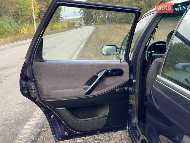 Синій Фольксваген Пассат, об'ємом двигуна 1.8 л та пробігом 452 тис. км за 3450 $, фото 16 на Automoto.ua