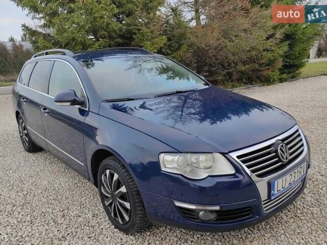 Синій Фольксваген Пассат, об'ємом двигуна 2 л та пробігом 249 тис. км за 2180 $, фото 2 на Automoto.ua