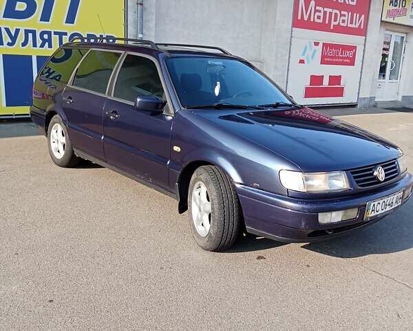 Синій Фольксваген Пассат, об'ємом двигуна 1.8 л та пробігом 497 тис. км за 2200 $, фото 16 на Automoto.ua