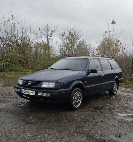 Фольксваген Пассат 1996 у Самборе на Automoto.ua Синій Фольксваген Пассат, об'ємом двигуна 2 л та пробігом 350 тис. км за 2000 $, фото 8 на Automoto.ua