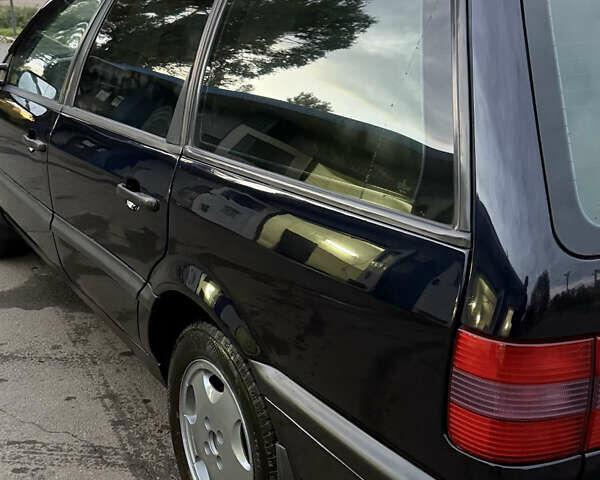 Фольксваген Пассат 1996 у Кривому Розі на Automoto.ua Синій Фольксваген Пассат, об'ємом двигуна 1.78 л та пробігом 350 тис. км за 3300 $, фото 17 на Automoto.ua