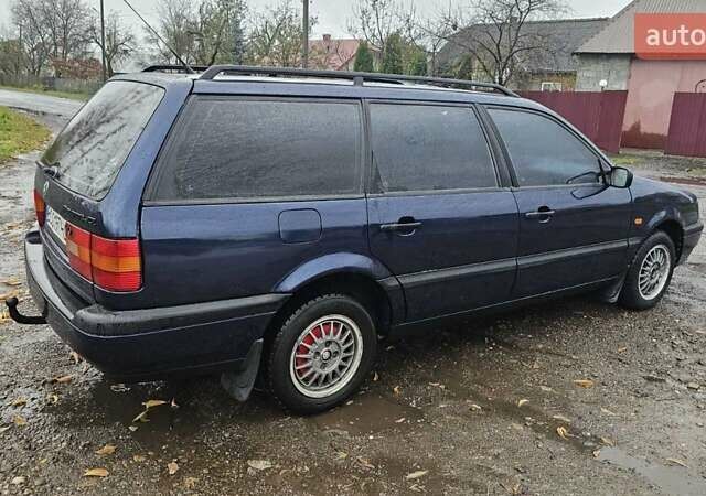 Фольксваген Пассат 1996 у Самборе на Automoto.ua Синій Фольксваген Пассат, об'ємом двигуна 2 л та пробігом 350 тис. км за 2000 $, фото 9 на Automoto.ua