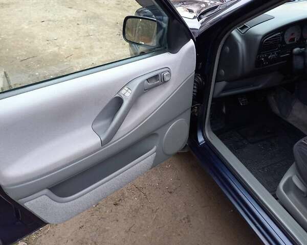 Синий Фольксваген Пассат, объемом двигателя 1.8 л и пробегом 363 тыс. км за 3200 $, фото 7 на Automoto.ua