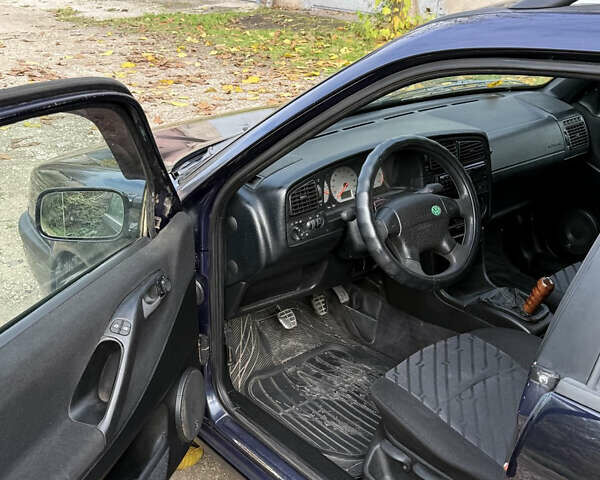Фольксваген Пассат 1996 у Кривому Розі на Automoto.ua Синій Фольксваген Пассат, об'ємом двигуна 1.78 л та пробігом 350 тис. км за 3300 $, фото 6 на Automoto.ua