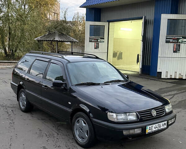Фольксваген Пассат 1996 у Кривому Розі на Automoto.ua Синій Фольксваген Пассат, об'ємом двигуна 1.78 л та пробігом 350 тис. км за 3300 $, фото 26 на Automoto.ua