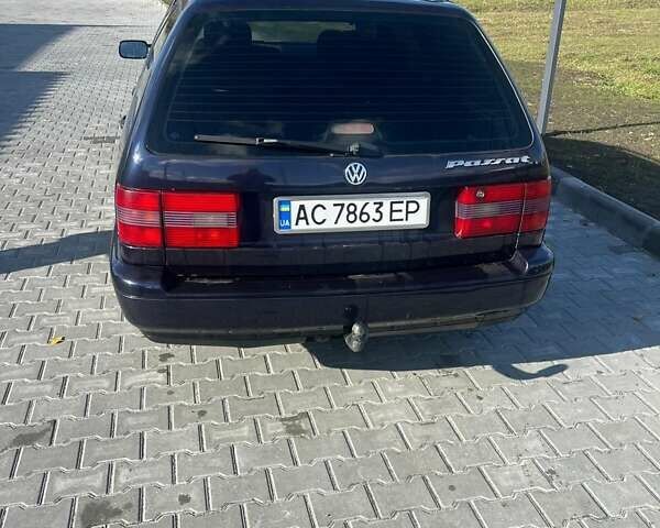 Синий Фольксваген Пассат, объемом двигателя 1.8 л и пробегом 100 тыс. км за 3800 $, фото 3 на Automoto.ua