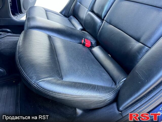 Синий Фольксваген Пассат, объемом двигателя 1.8 л и пробегом 184 тыс. км за 3700 $, фото 6 на Automoto.ua