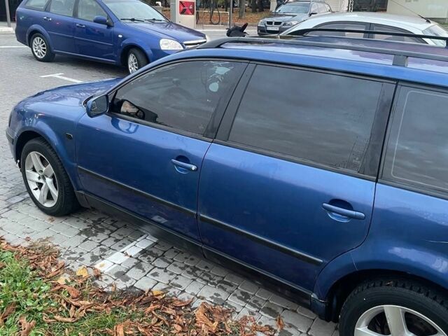 Синій Фольксваген Пассат, об'ємом двигуна 1.8 л та пробігом 240 тис. км за 3100 $, фото 7 на Automoto.ua