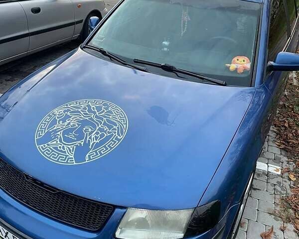 Синий Фольксваген Пассат, объемом двигателя 1.78 л и пробегом 200 тыс. км за 3100 $, фото 3 на Automoto.ua