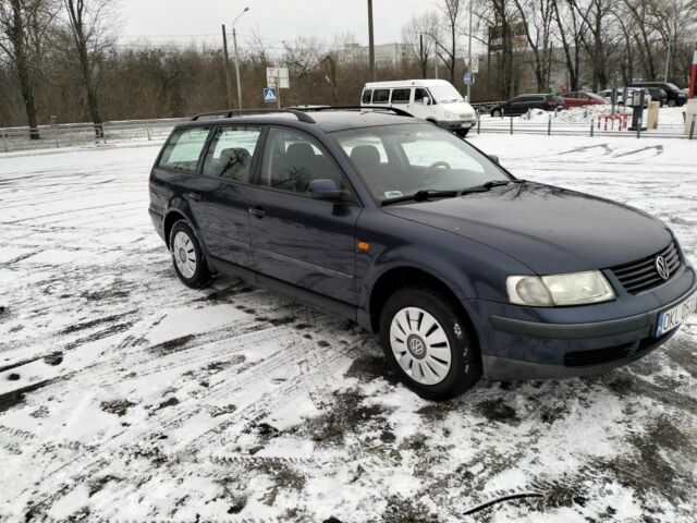 Синий Фольксваген Пассат, объемом двигателя 1.9 л и пробегом 460 тыс. км за 2900 $, фото 2 на Automoto.ua