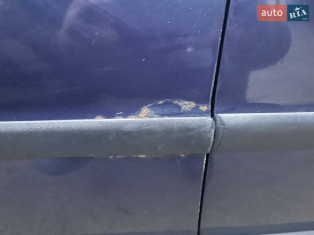 Синий Фольксваген Пассат, объемом двигателя 1.8 л и пробегом 382 тыс. км за 3500 $, фото 1 на Automoto.ua