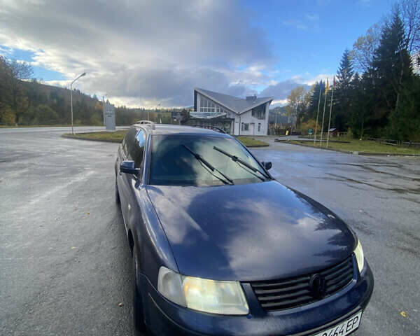 Синий Фольксваген Пассат, объемом двигателя 1.9 л и пробегом 427 тыс. км за 2800 $, фото 3 на Automoto.ua