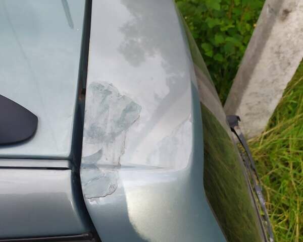 Синий Фольксваген Пассат, объемом двигателя 1.9 л и пробегом 320 тыс. км за 3800 $, фото 5 на Automoto.ua