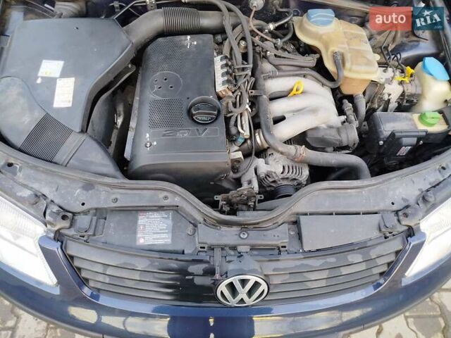 Синій Фольксваген Пассат, об'ємом двигуна 1.78 л та пробігом 317 тис. км за 3500 $, фото 3 на Automoto.ua