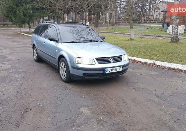 Синій Фольксваген Пассат, об'ємом двигуна 1.9 л та пробігом 396 тис. км за 2750 $, фото 9 на Automoto.ua