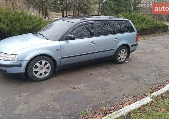 Синій Фольксваген Пассат, об'ємом двигуна 1.9 л та пробігом 396 тис. км за 2750 $, фото 7 на Automoto.ua