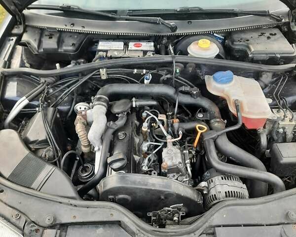 Синий Фольксваген Пассат, объемом двигателя 1.9 л и пробегом 320 тыс. км за 2950 $, фото 1 на Automoto.ua