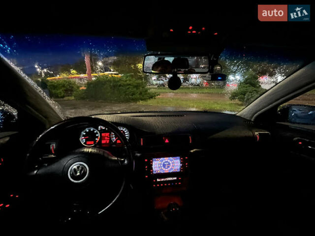 Синий Фольксваген Пассат, объемом двигателя 1.78 л и пробегом 320 тыс. км за 5500 $, фото 9 на Automoto.ua