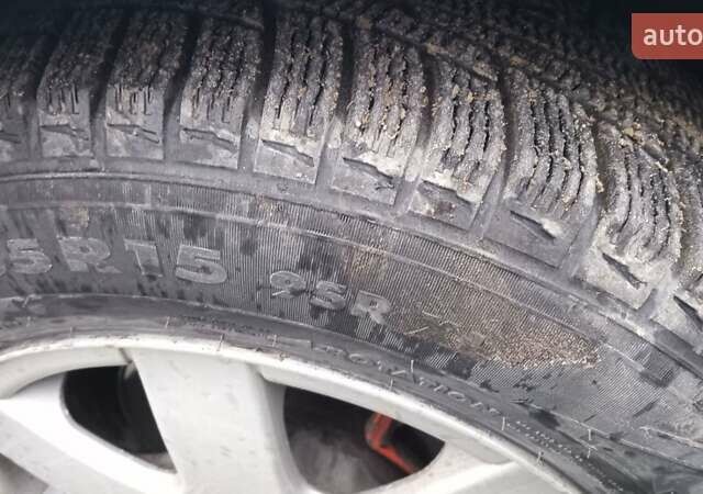 Синій Фольксваген Пассат, об'ємом двигуна 1.9 л та пробігом 396 тис. км за 2750 $, фото 12 на Automoto.ua