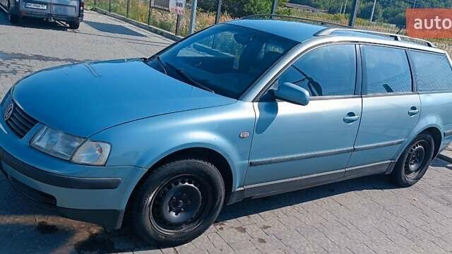 Синий Фольксваген Пассат, объемом двигателя 1.9 л и пробегом 320 тыс. км за 3800 $, фото 3 на Automoto.ua