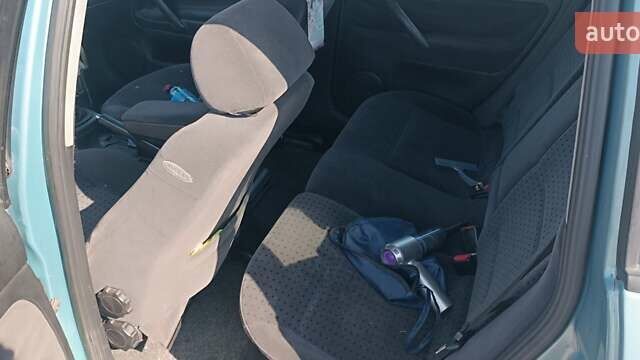 Синий Фольксваген Пассат, объемом двигателя 1.9 л и пробегом 320 тыс. км за 3800 $, фото 6 на Automoto.ua