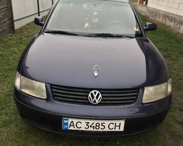 Синій Фольксваген Пассат, об'ємом двигуна 1.9 л та пробігом 350 тис. км за 3900 $, фото 2 на Automoto.ua