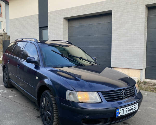 Синий Фольксваген Пассат, объемом двигателя 1.9 л и пробегом 427 тыс. км за 2800 $, фото 1 на Automoto.ua