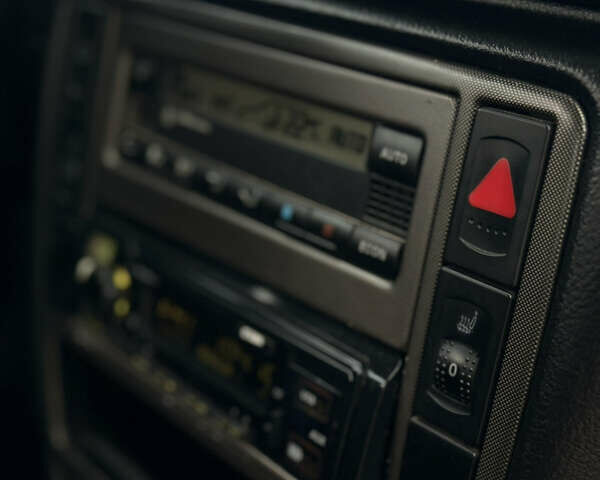 Фольксваген Пассат 1998 в Стрые на Automoto.ua Синий Фольксваген Пассат, объемом двигателя 1.78 л и пробегом 348 тыс. км за 3200 $, фото 27 на Automoto.ua