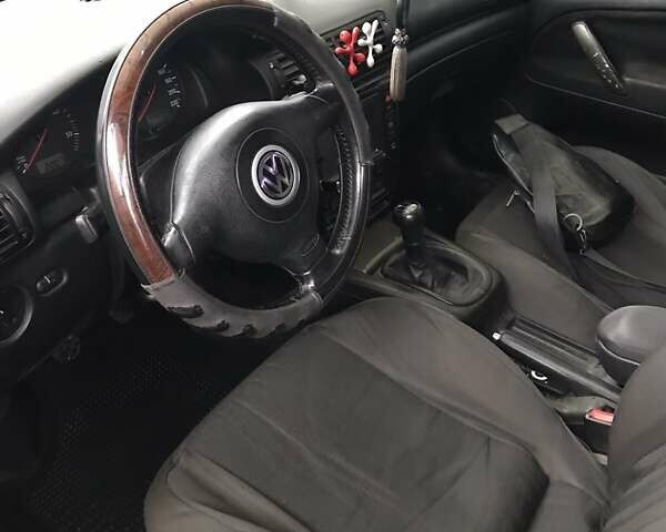 Синій Фольксваген Пассат, об'ємом двигуна 1.9 л та пробігом 350 тис. км за 3900 $, фото 4 на Automoto.ua