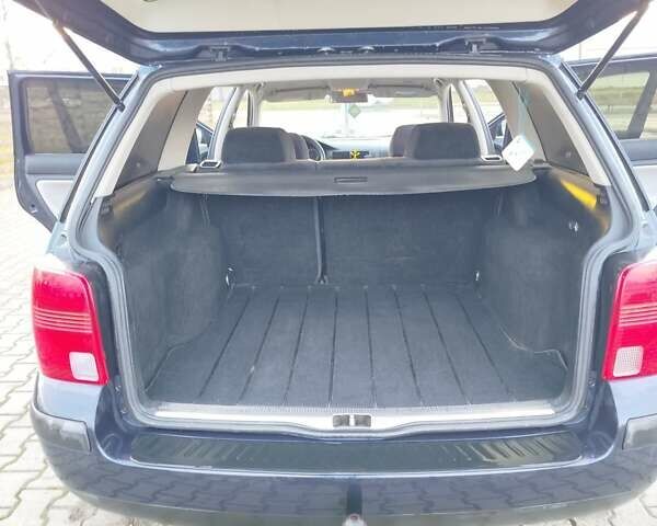 Синій Фольксваген Пассат, об'ємом двигуна 1.78 л та пробігом 317 тис. км за 3500 $, фото 13 на Automoto.ua