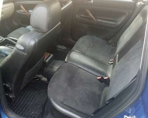 Синій Фольксваген Пассат, об'ємом двигуна 1.6 л та пробігом 320 тис. км за 3100 $, фото 4 на Automoto.ua