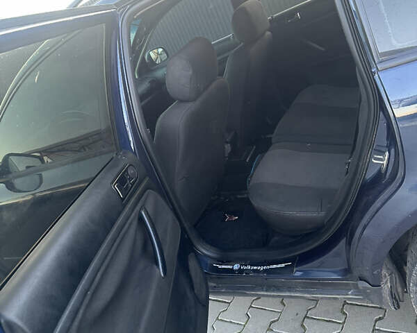 Синий Фольксваген Пассат, объемом двигателя 1.9 л и пробегом 330 тыс. км за 2800 $, фото 4 на Automoto.ua