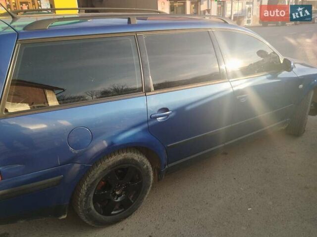 Синий Фольксваген Пассат, объемом двигателя 1.6 л и пробегом 310 тыс. км за 3000 $, фото 3 на Automoto.ua