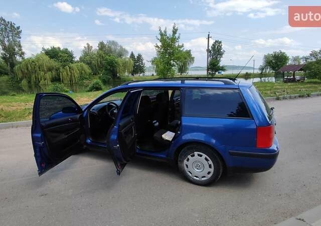 Синий Фольксваген Пассат, объемом двигателя 1.6 л и пробегом 280 тыс. км за 3000 $, фото 8 на Automoto.ua