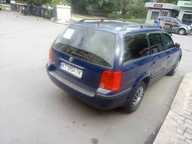 Синий Фольксваген Пассат, объемом двигателя 1.6 л и пробегом 250 тыс. км за 3600 $, фото 7 на Automoto.ua