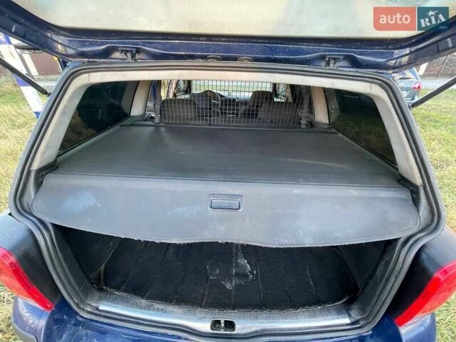 Синий Фольксваген Пассат, объемом двигателя 1.9 л и пробегом 456 тыс. км за 2700 $, фото 9 на Automoto.ua