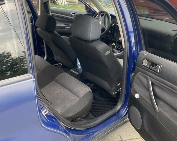 Синий Фольксваген Пассат, объемом двигателя 1.6 л и пробегом 320 тыс. км за 3150 $, фото 7 на Automoto.ua