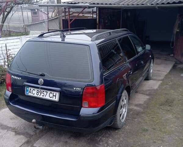 Синий Фольксваген Пассат, объемом двигателя 1.9 л и пробегом 382 тыс. км за 3400 $, фото 3 на Automoto.ua