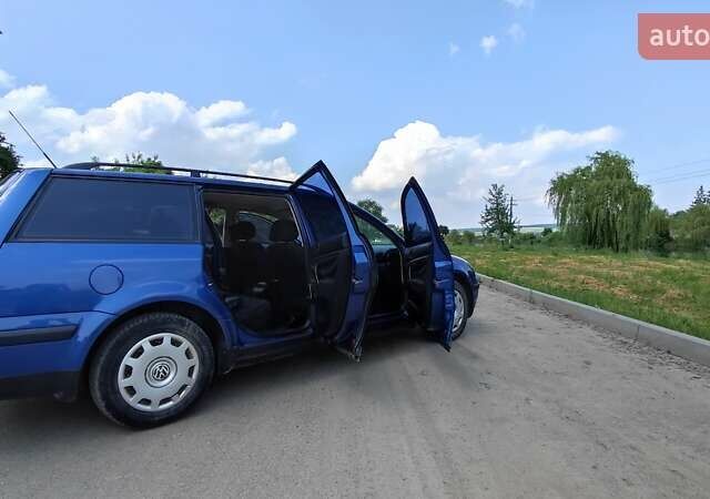 Синий Фольксваген Пассат, объемом двигателя 1.6 л и пробегом 280 тыс. км за 3000 $, фото 5 на Automoto.ua