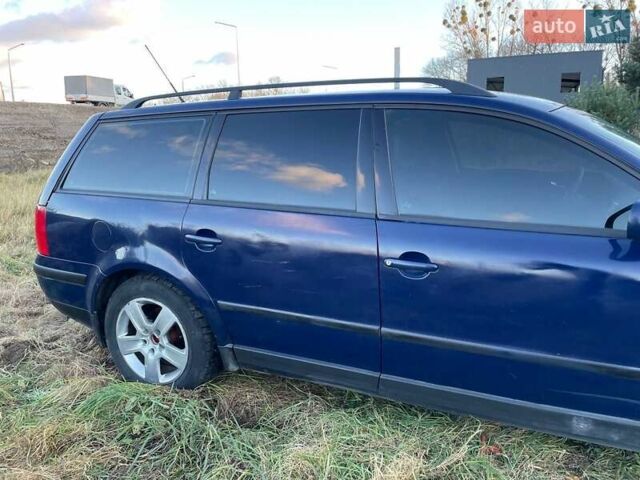 Синий Фольксваген Пассат, объемом двигателя 1.9 л и пробегом 456 тыс. км за 2700 $, фото 2 на Automoto.ua