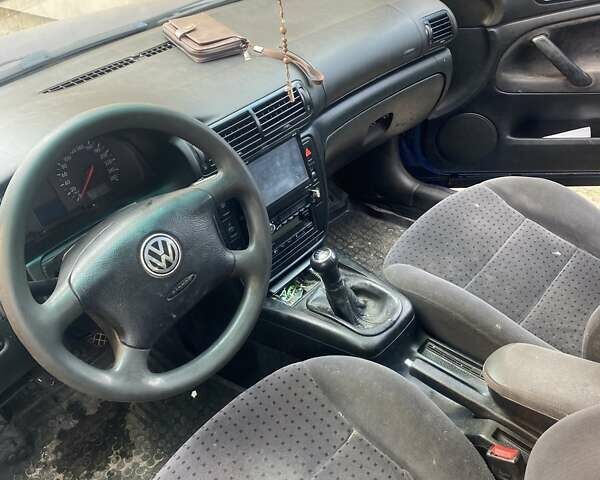 Синій Фольксваген Пассат, об'ємом двигуна 1.9 л та пробігом 450 тис. км за 3200 $, фото 5 на Automoto.ua