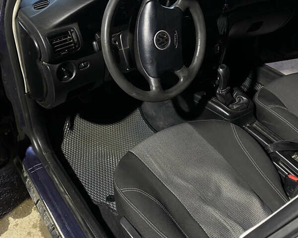 Синій Фольксваген Пассат, об'ємом двигуна 1.9 л та пробігом 354 тис. км за 4000 $, фото 8 на Automoto.ua