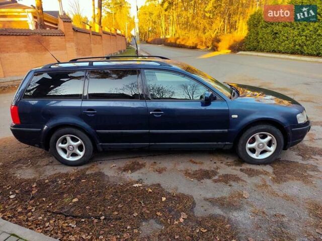 Синий Фольксваген Пассат, объемом двигателя 1.6 л и пробегом 330 тыс. км за 2700 $, фото 8 на Automoto.ua