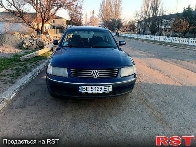 Синій Фольксваген Пассат, об'ємом двигуна 1.9 л та пробігом 333 тис. км за 3000 $, фото 1 на Automoto.ua