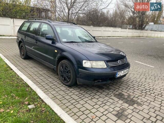 Синій Фольксваген Пассат, об'ємом двигуна 1.9 л та пробігом 355 тис. км за 2007 $, фото 1 на Automoto.ua