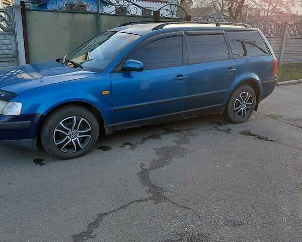 Синій Фольксваген Пассат, об'ємом двигуна 1.78 л та пробігом 380 тис. км за 3300 $, фото 1 на Automoto.ua