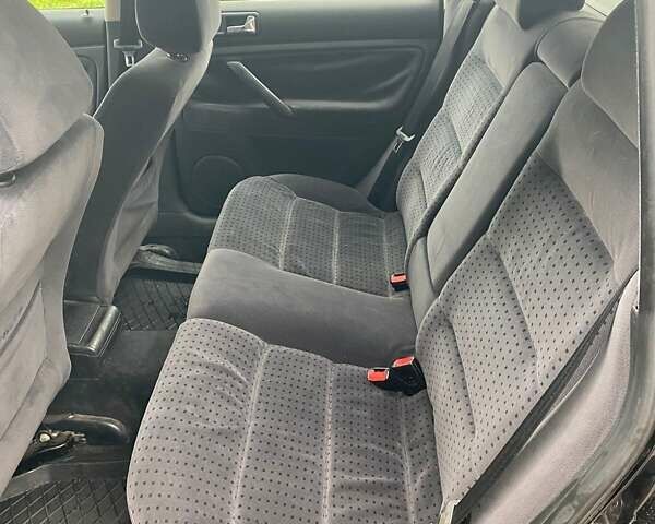 Синій Фольксваген Пассат, об'ємом двигуна 1.9 л та пробігом 355 тис. км за 2007 $, фото 11 на Automoto.ua