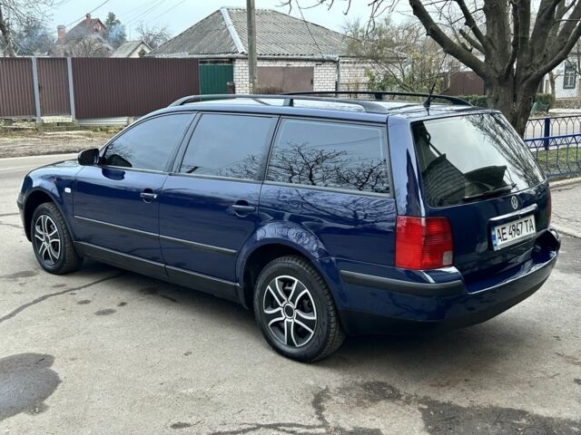 Синий Фольксваген Пассат, объемом двигателя 1.6 л и пробегом 200 тыс. км за 2550 $, фото 7 на Automoto.ua